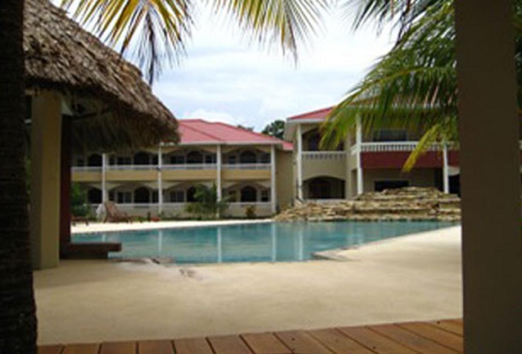 Los Porticos Villas Placencia Room photo