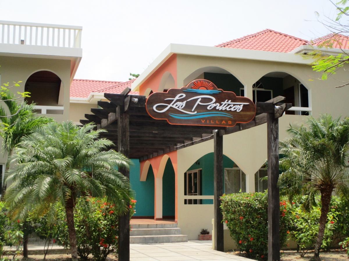 Los Porticos Villas Placencia Exterior photo